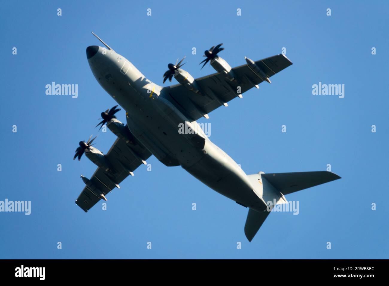 Luftwaffe, trasporti, aerei, Airbus A400M Atlas, Aeronautica militare tedesca, militari, aerei sotto la vista Foto Stock