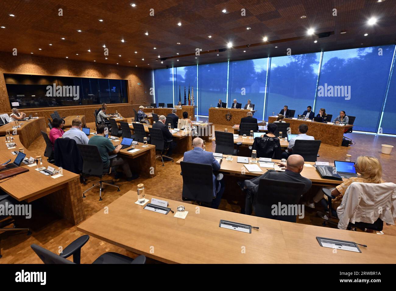 Eupen, Belgio. 18 settembre 2023. La figura mostra una sessione plenaria del parlamento della Deutschsprachige Gemeinschaft Belgiens (comunità di lingua tedesca del Belgio) a Eupen lunedì 18 settembre 2023. BELGA PHOTO ERIC LALMAND Credit: Belga News Agency/Alamy Live News Foto Stock