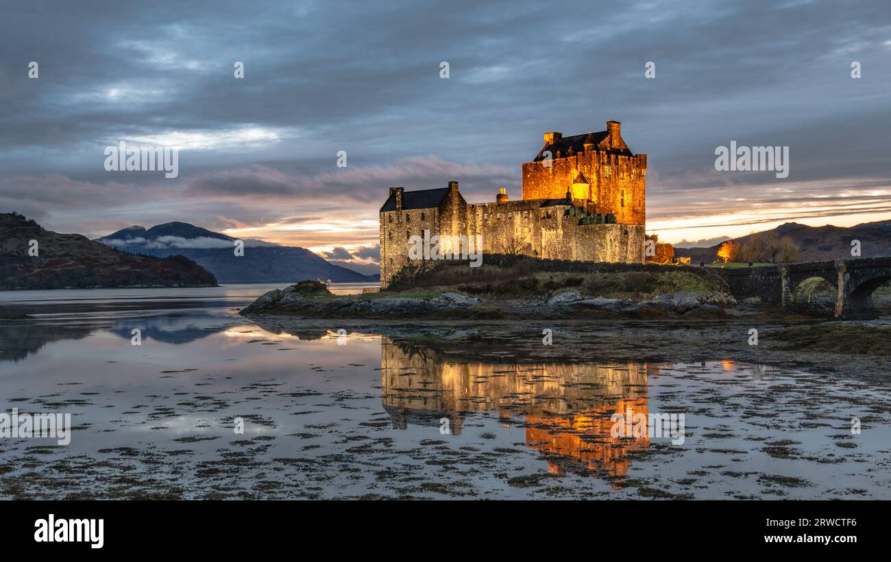 Visitare l'isola di Skye in Scozia all'inizio di dicembre godendo questo posto al massimo Foto Stock