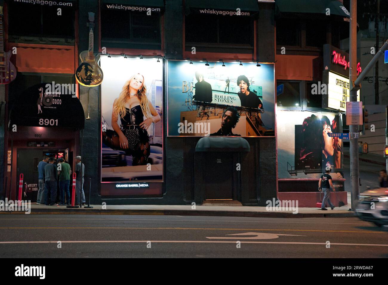 Cartelloni pubblicitari di Rolling Stones tratti dal video di Angry on the Whisky A Go Go, on the Sunset Strip, West Hollywood, Los Angeles, California, USA Foto Stock