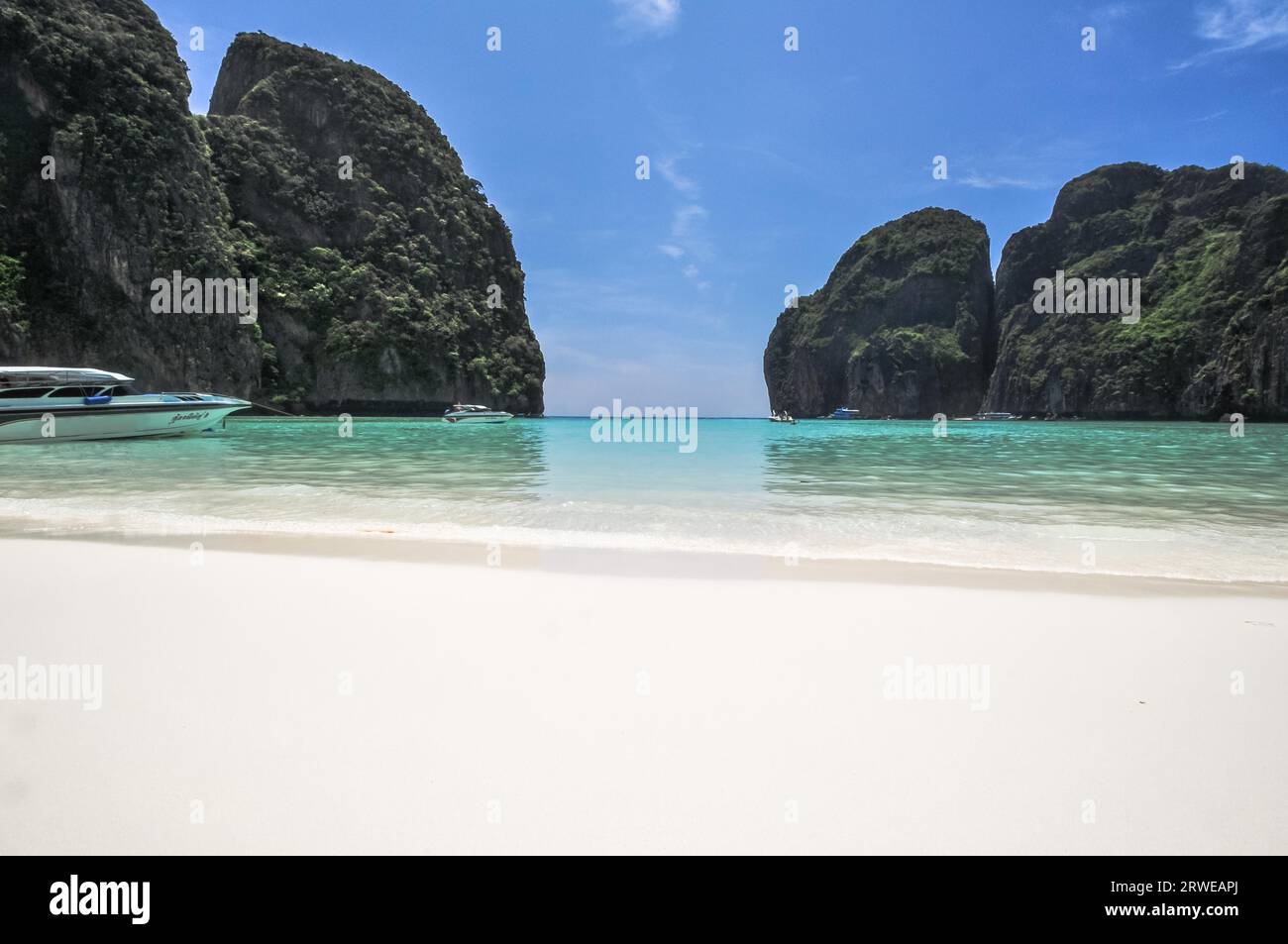 Maya Bay Phi phi leh Island Thailandia, perfetta baia tropicale, Asia Foto Stock