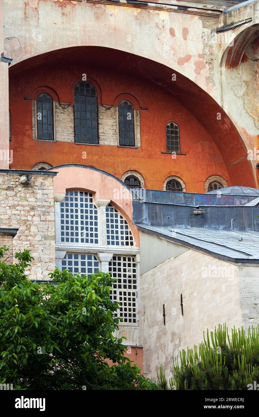 Bizantina i dettagli architettonici dell'Hagia Sophia (Chiesa della Santa saggezza o Ayasofya in turco) ad Istanbul in Turchia Foto Stock