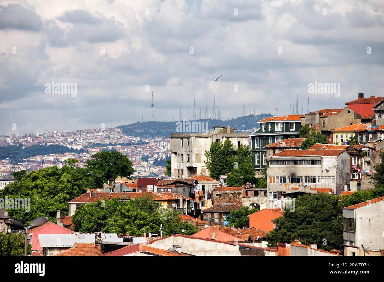 Architettura residenziale nel vecchio quartiere di Istanbul, Turchia Foto Stock