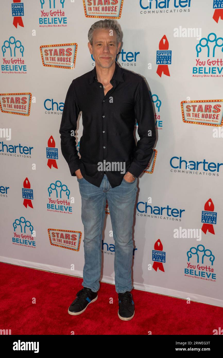 New York, Stati Uniti. 18 settembre 2023. Adam Pascal partecipa al 9° Concerto di beneficenza annuale "Voices: Stars for Foster Kids" condotto da You Gotta Believe al Municipio di New York City. (Foto di Ron Adar/SOPA Images/Sipa USA) credito: SIPA USA/Alamy Live News Foto Stock