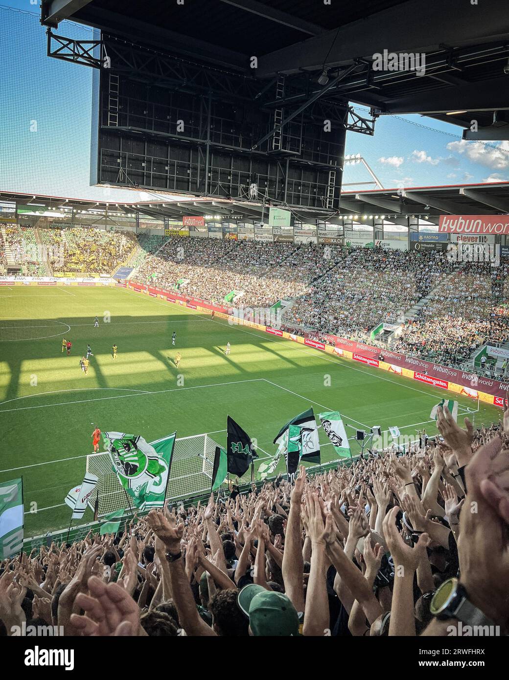 Nelle tribune di una partita di calcio a St. Gallen, Svizzera Foto Stock