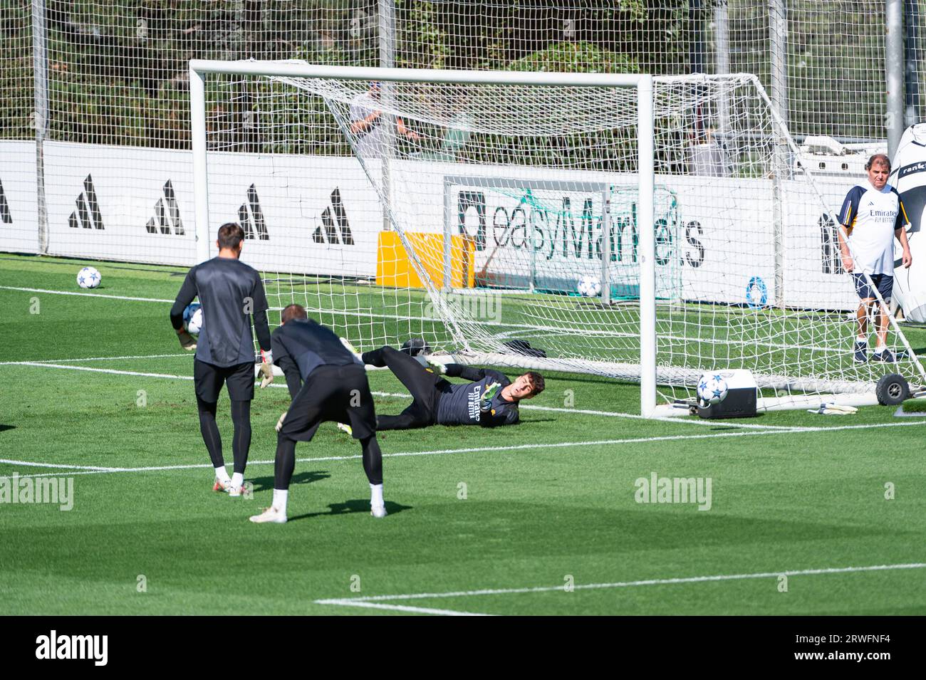 Valdebebas, Madrid, Spagna. 19 settembre 2023. Kepa Arrizabalaga del Real Madrid durante la sessione di allenamento il giorno prima della partita di Champions League contro Union Berlin a Ciudad Real Madrid il 19 settembre 2023 a Valdebebas (Madrid), Spagna (Credit Image: © Alberto Gardin/ZUMA Press Wire) SOLO USO EDITORIALE! Non per USO commerciale! Crediti: ZUMA Press, Inc./Alamy Live News Foto Stock