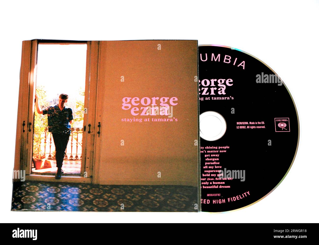 George Ezra che rimane all'album Tamaras. Foto Stock