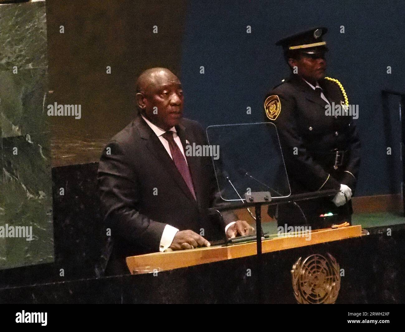 New York, New York, USA. 19 settembre 2023. New York, 19 settembre 2023. Apertura della 78a sessione dell'Assemblea generale delle Nazioni Unite. Sudafrica. Sua Eccellenza Matamela Cyril Ramaphosa.President (Credit Image: © Bruce Cotler/ZUMA Press Wire) SOLO USO EDITORIALE! Non per USO commerciale! Foto Stock