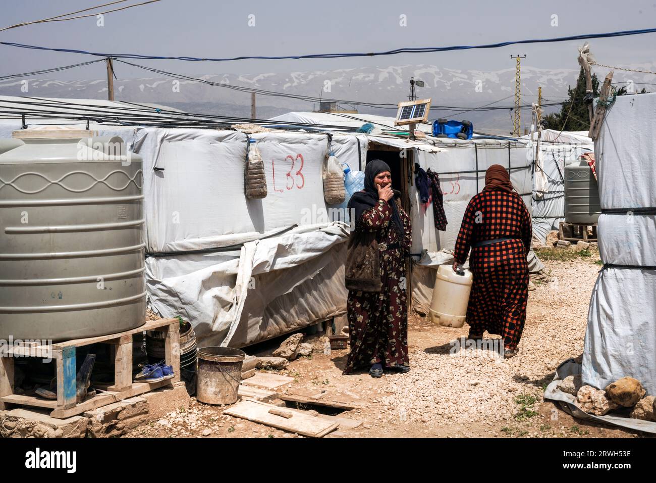 Città tenda per rifugiati dalla Siria nella Valle di Beeka, Libano Foto Stock