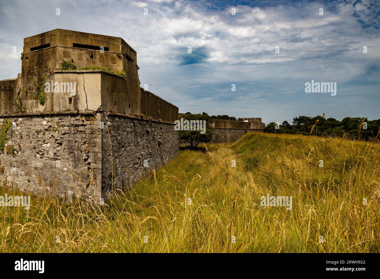 Magazine Fort, sul lato sud del Phoenix Park a Dublino, vecchie fortificazioni militari nelle giornate di sole, Phoenix Park, Dublino, Irlanda Foto Stock