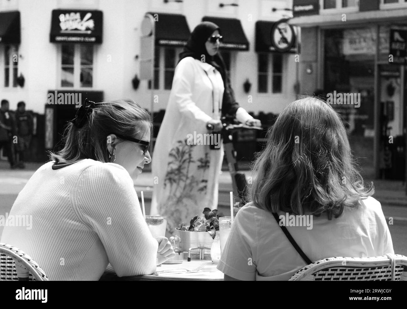 The Vibrant Mojoe Kitchen & Bar on Gothersgade, Copenhagen, Danimarca. Foto Stock