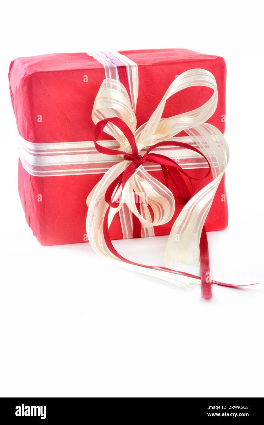 Regalo in carta rossa Foto Stock