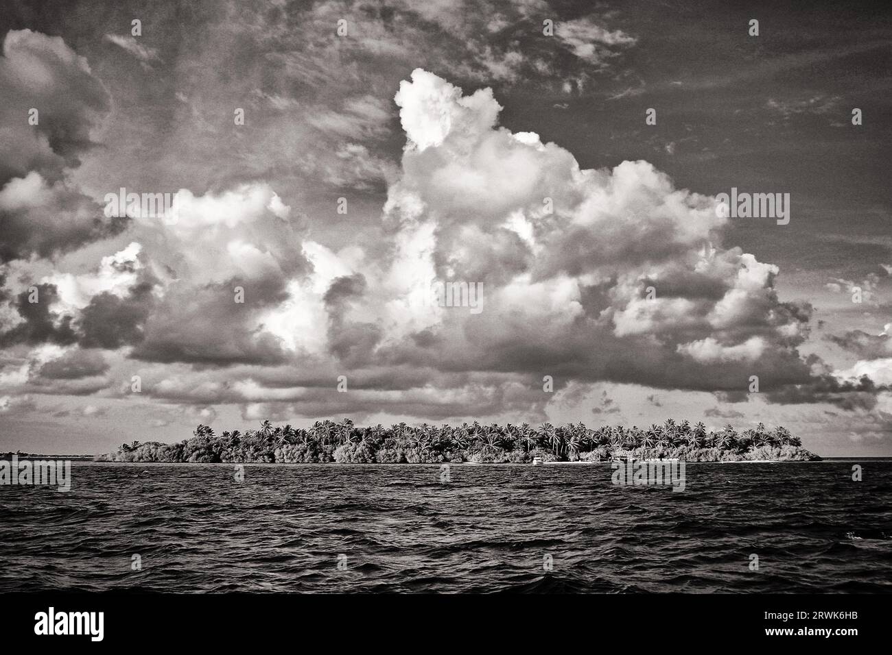 Villaggio di Embudu, Maldive, Atollo di male Sud, Oceano Indiano Foto Stock
