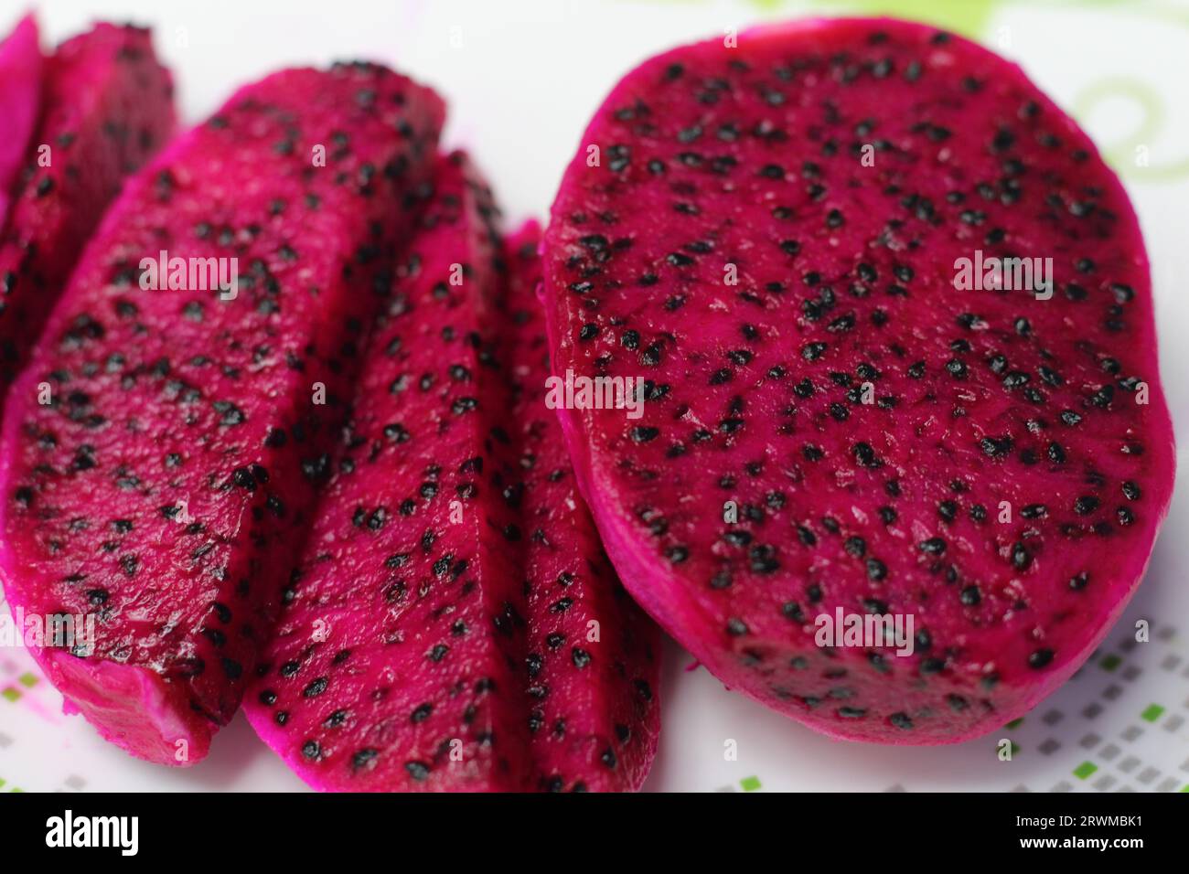 Immagini di ritagli di frutta di drago o Pitaya Foto Stock
