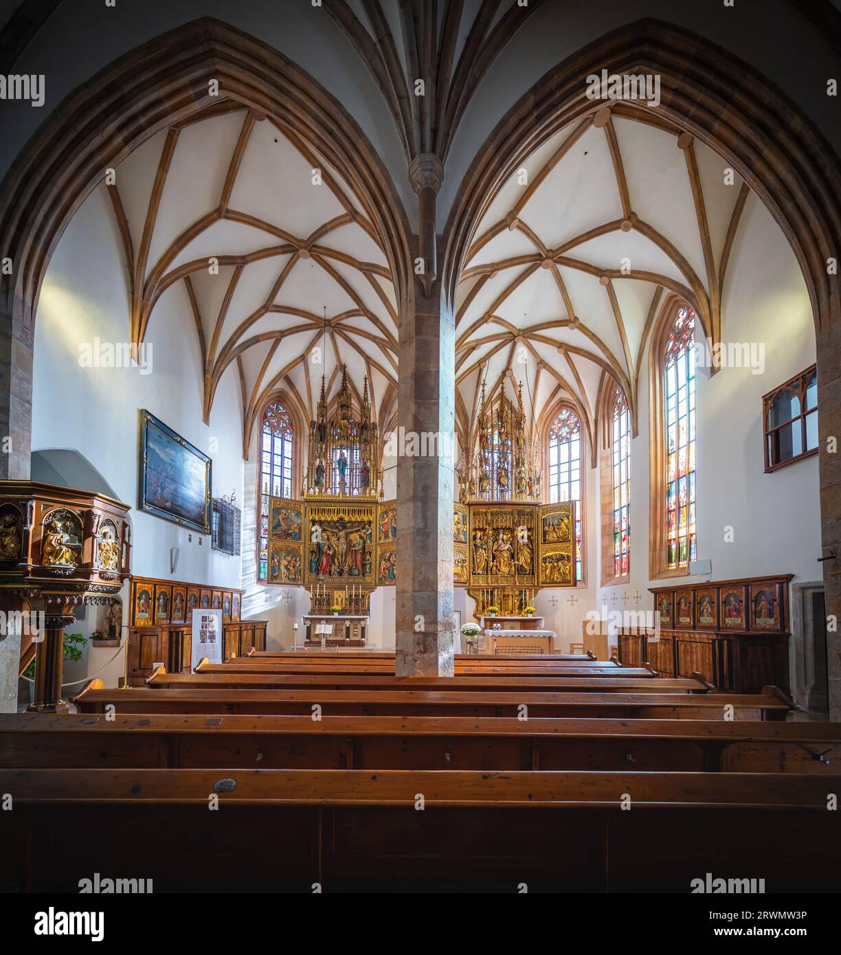 Chiesa cattolica interna - Hallstatt, Austria Foto Stock