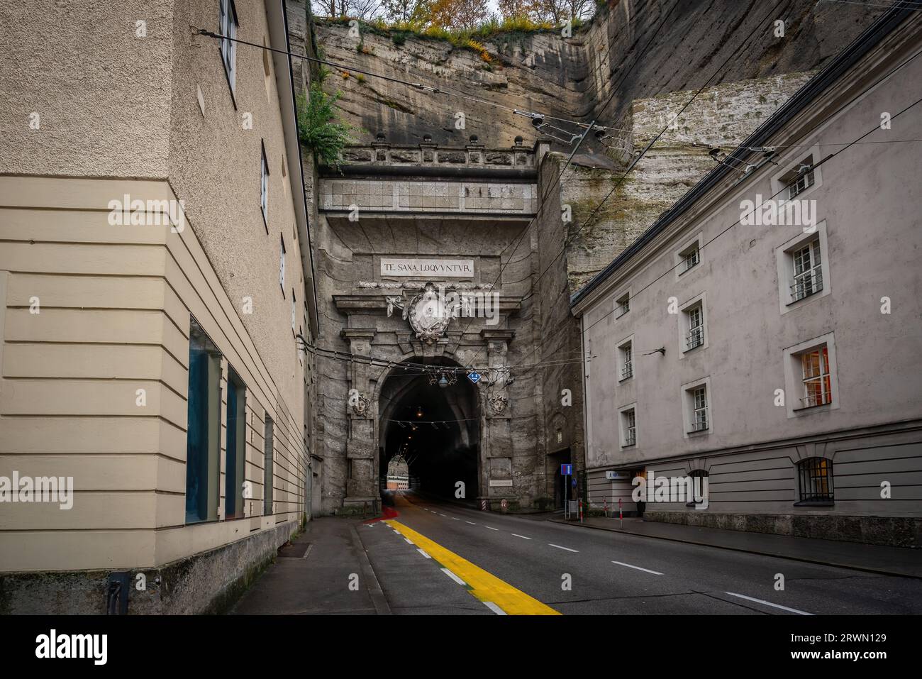 Ingresso orientale del tunnel Neutor Road (o Sigmundstor) - Salisburgo, Austria Foto Stock