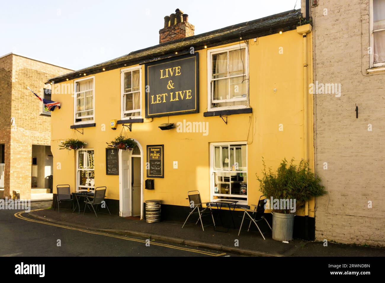 Pub Live & Let Live a King's Lynn, Norfolk. Foto Stock