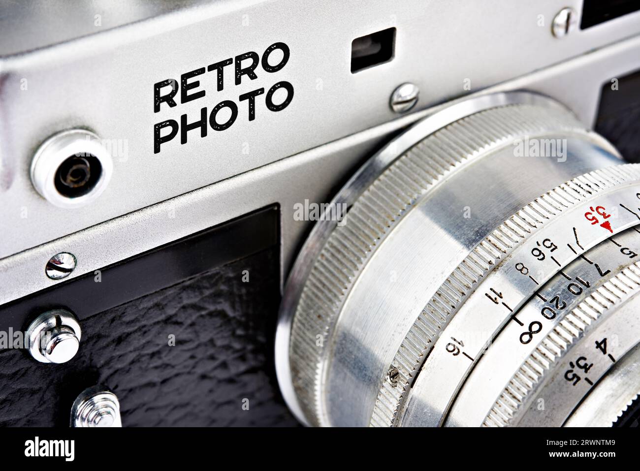Vecchia fotocamera vintage con telemetro retrò Foto Stock