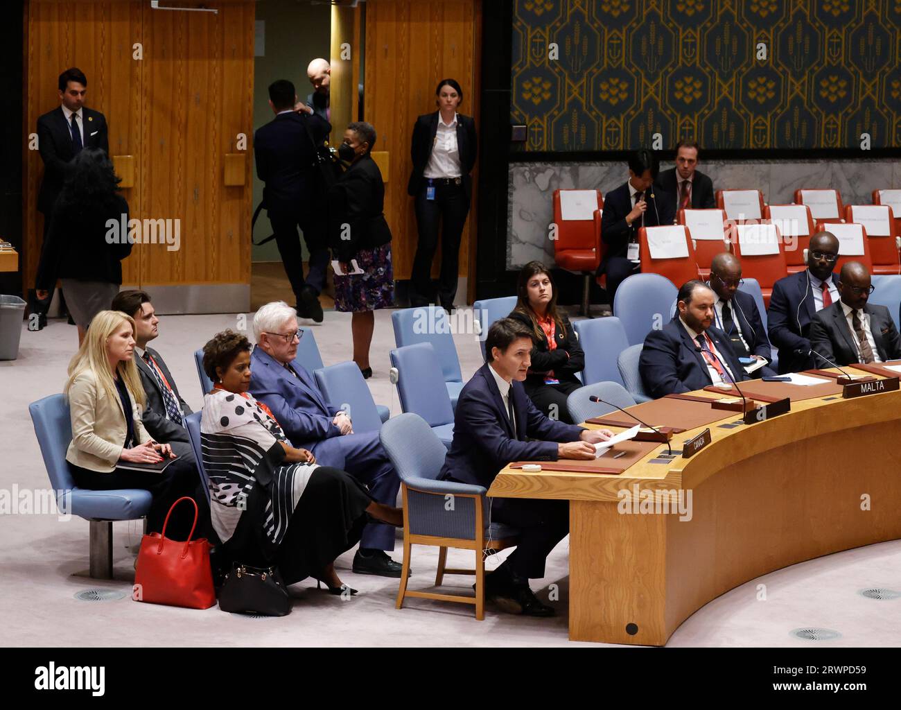 New York, Stati Uniti. 20 settembre 2023. Il primo ministro canadese Justin Trudeau interviene alla riunione del Consiglio di sicurezza delle Nazioni Unite per sostenere gli scopi e i principi della carta delle Nazioni Unite attraverso un multilateralismo efficace, il mantenimento della pace e della sicurezza dell'Ucraina durante la 78a sessione del dibattito generale presso la sede delle Nazioni Unite mercoledì 20 settembre, 2023 a New York. Foto di John Angelillo/UPI Credit: UPI/Alamy Live News Foto Stock