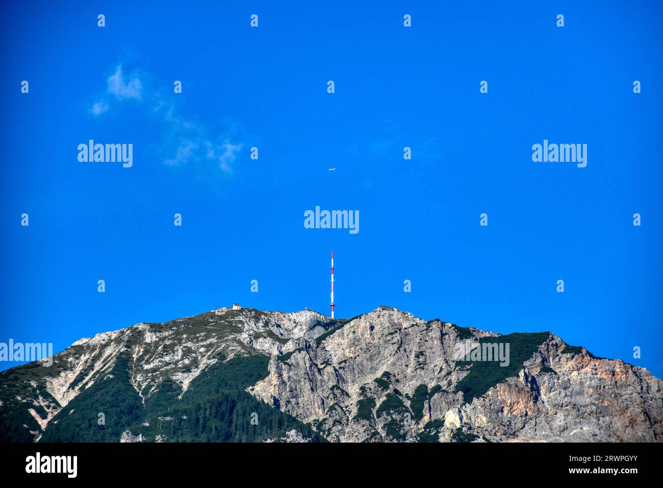 Dobratsch, Sender, Sendemast, Mast, Villacher Alpe, Hausberg, Villach, Arnoldstein, Gailtaler Alpen, Felswand, Imposant, UKW, DAB+, DVB-T2, radio, Fer Foto Stock