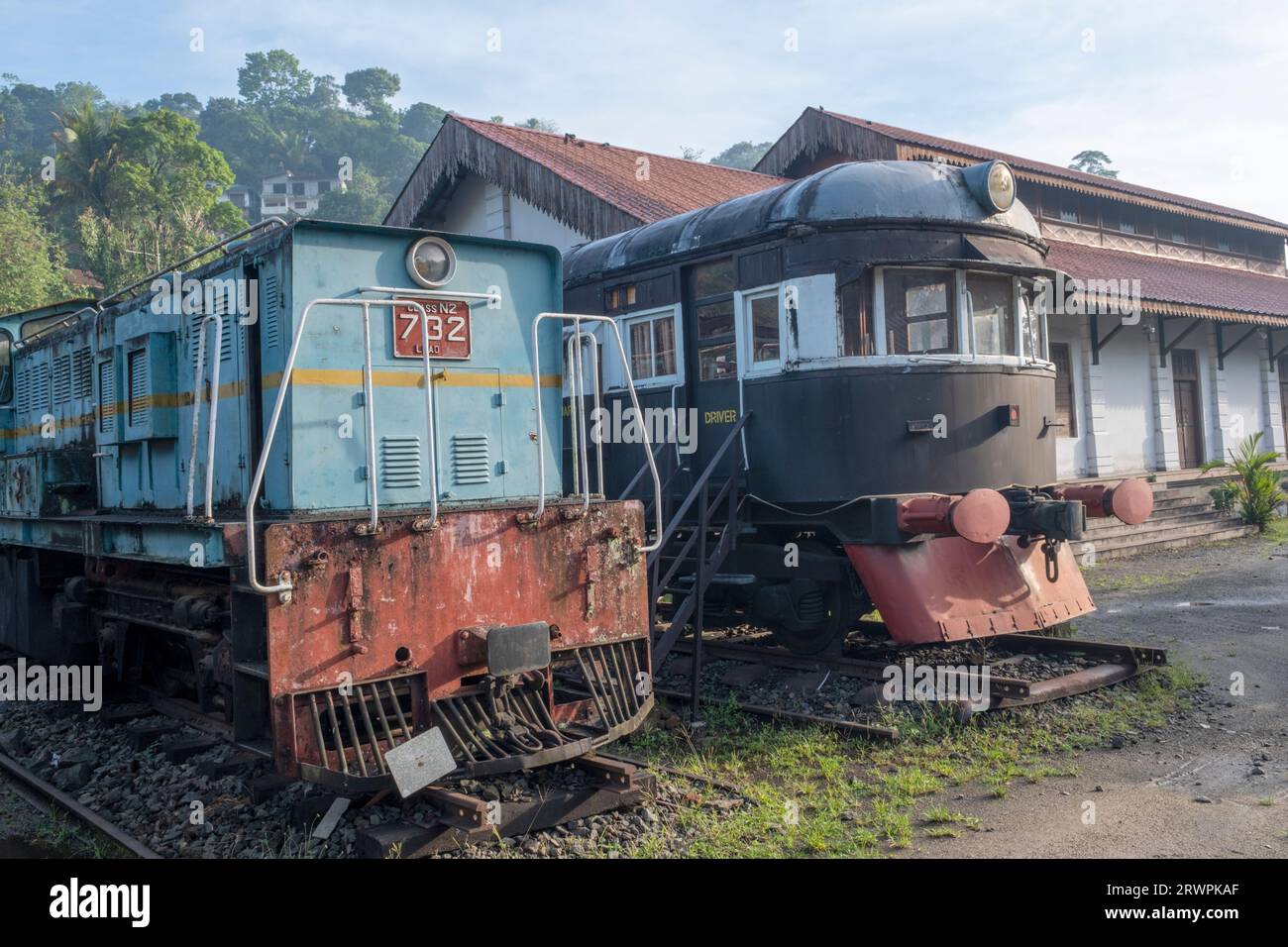 Asia, Sri Lanka, Kadugannawa. Locomotive nel museo nazionale delle ferrovie di Kadugannawa Foto Stock