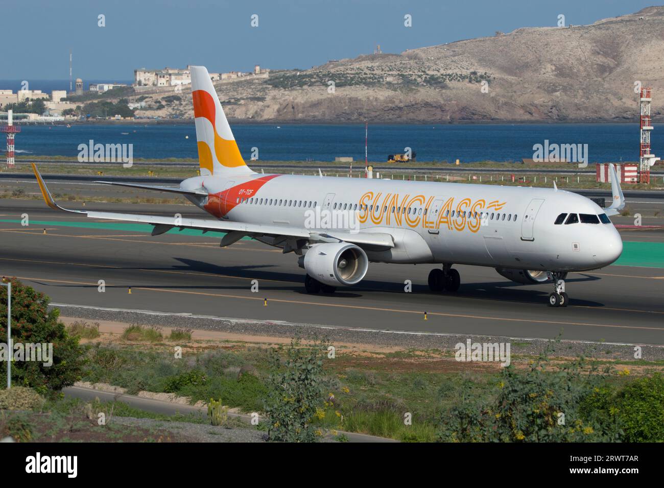 Avión de Línea Airbus A321 de Sunclass Airlines Foto Stock