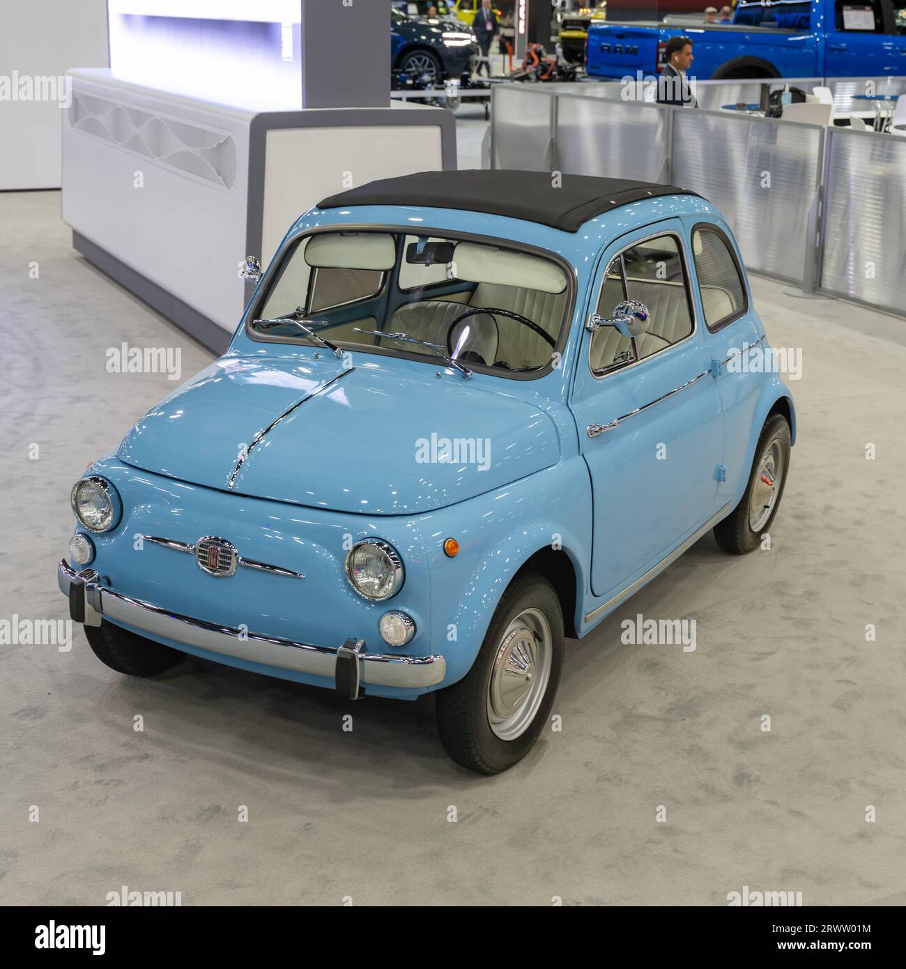 Fiat 500f immagini e fotografie stock ad alta risoluzione - Alamy