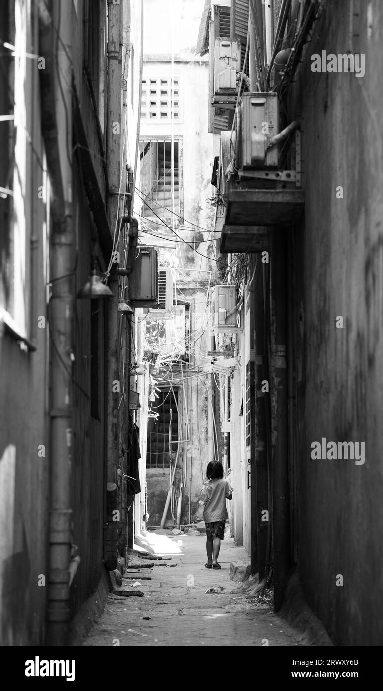 Momenti di vita quotidiana: Fotografia di strada dall'Estremo Oriente Foto Stock