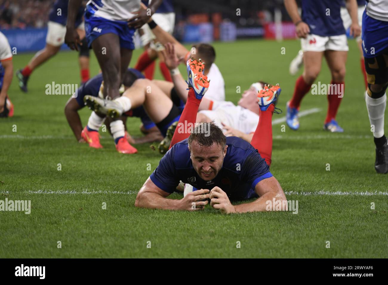 Marsiglia, Francia. 21 settembre 2023. Julien Mattia/le Pictorium - Francia-Namibia Rugby World Cup Match - 21/09/2023 - Francia/Bouches-du-Rhone/Marsiglia - Try by Charles Ollivon durante la partita di Coppa del mondo di rugby 2023 tra Francia e Namibia allo Stade Velodrome di Marsiglia, il 21 settembre 2023. Crediti: LE PICTORIUM/Alamy Live News Foto Stock