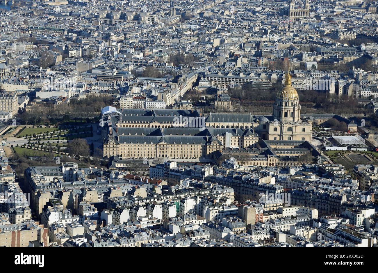 Les Invalides - vista dalla Torre Eiffel, Parigi, Francia Foto Stock