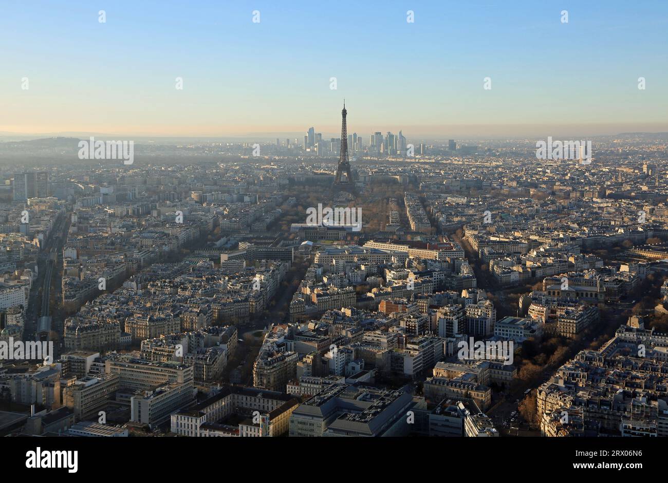 Parigi Ovest, vista dalla Torre Montparnasse Foto Stock