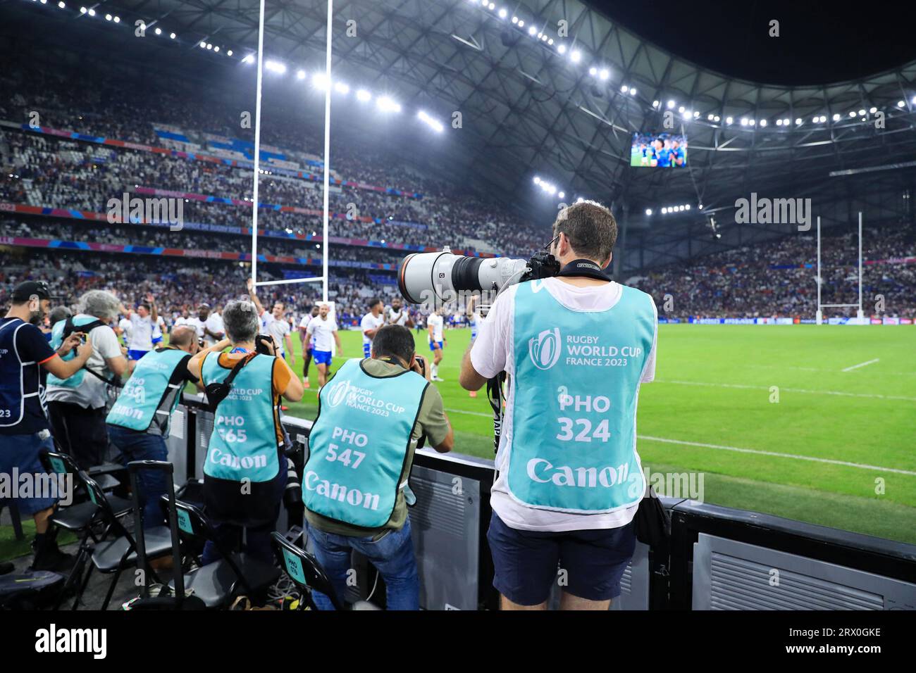 Fotografi durante la partita di Coppa del mondo di rugby tra Francia e Namibia allo Stade de Marsiglia il 21 settembre 2023 a Marsiglia, in Francia. Foto di Baptiste Paquot/ABACAPRESS.COM Foto Stock