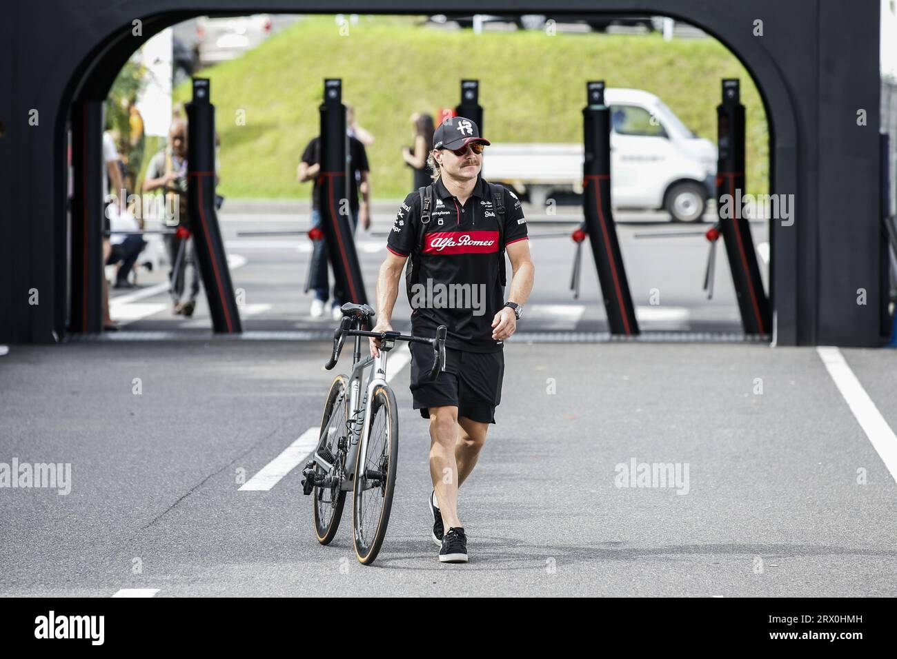 Giappone. 22/09/2023. , BOTTAS Valtteri (fin), Alfa Romeo F1 Team puntata C43, ritratto durante il Gran Premio di Formula 1 Lenovo 2023, 16° round del Campionato Mondiale di Formula 1 2023 dal 22 al 24 settembre 2023 sul Suzuka International Racing Course, a Suzuka. Credito: Agenzia fotografica indipendente/Alamy Live News Foto Stock