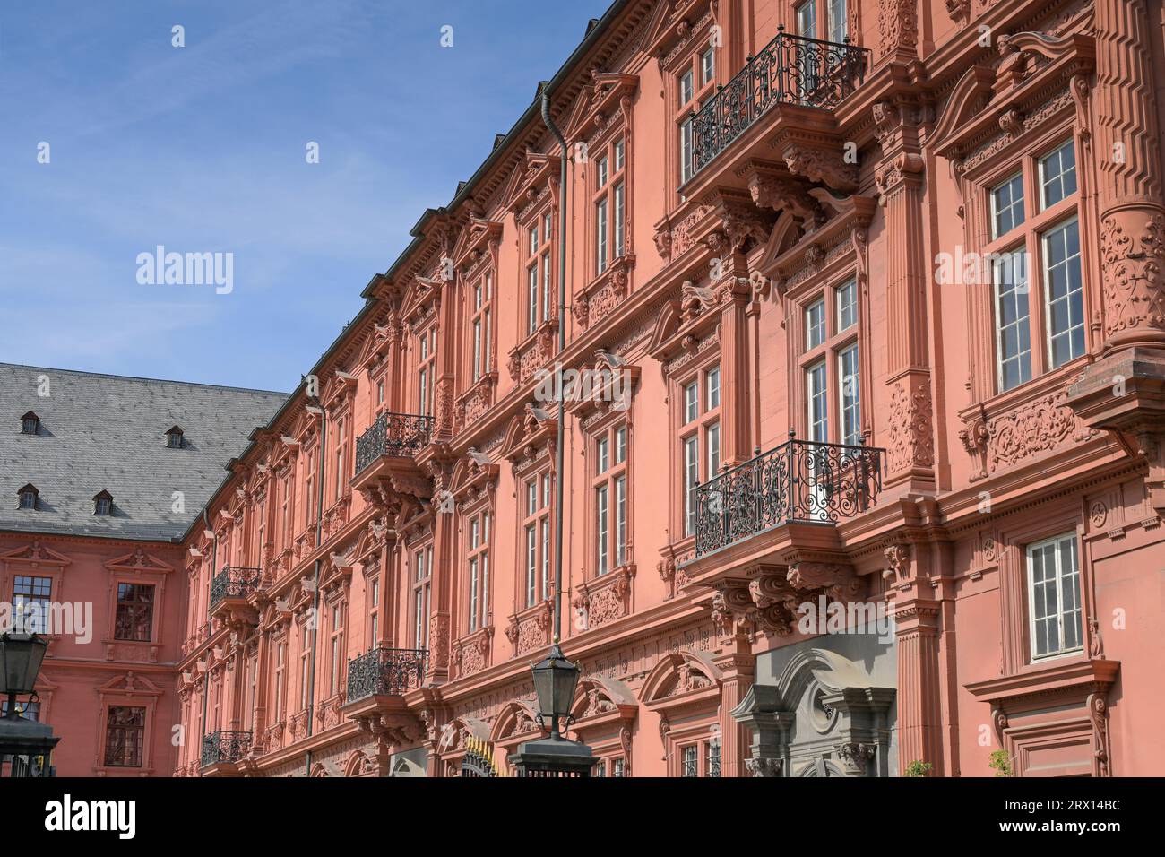 Konferenzzentrum, Kurfürstliches Schloss, Peter-Altmeier-Allee, Magonza, Rheinland-Pfalz, Germania Foto Stock