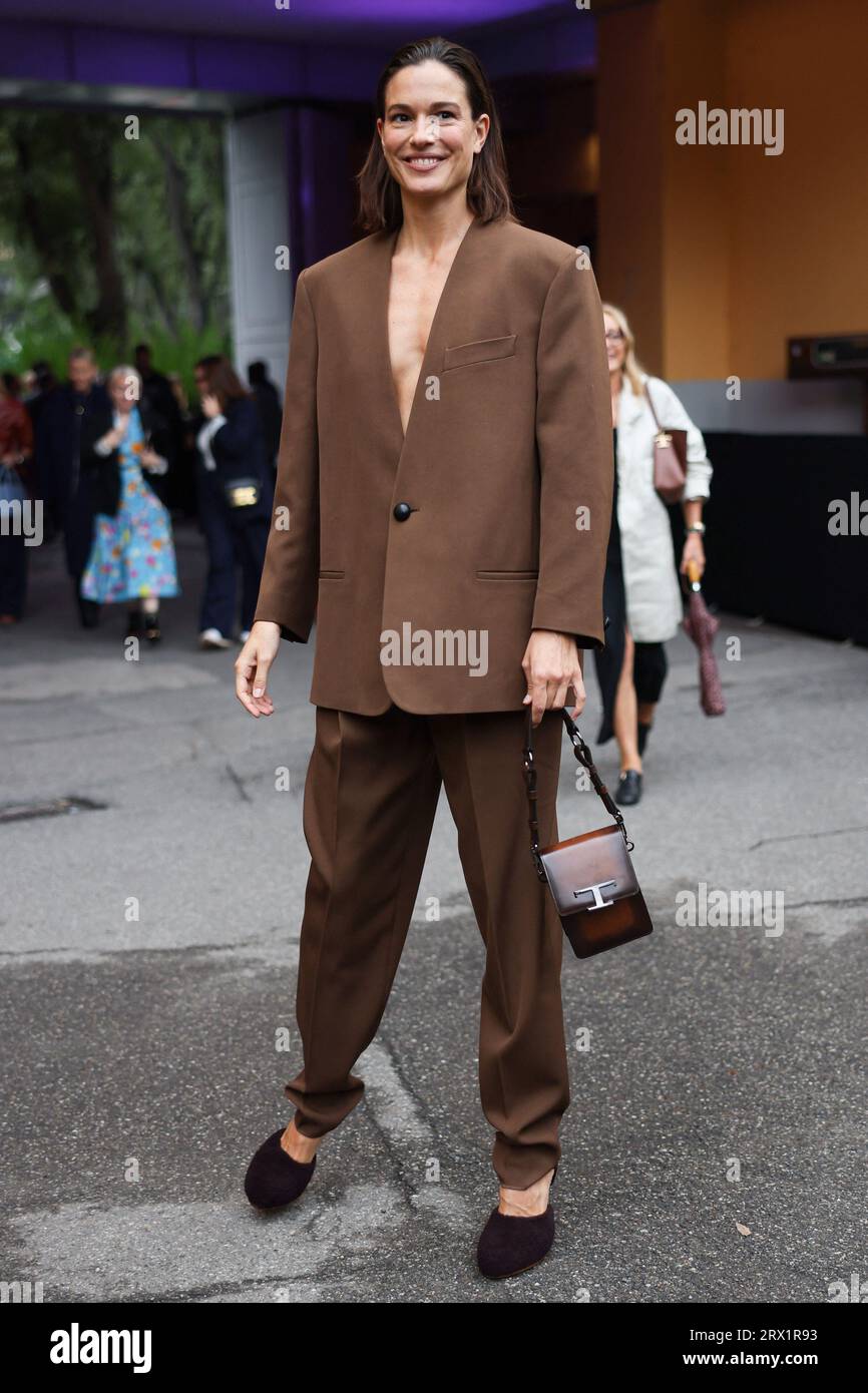 Milano, Italia. 22 settembre 2023. Chiara Baschetti arriva alla sfilata Tod's durante la settimana della moda milanese Primavera/Estate 2024 il 22 settembre 2023 a Milano. Foto di Marco Piovanotto/ABACAPRESS:COM Credit: Abaca Press/Alamy Live News Foto Stock
