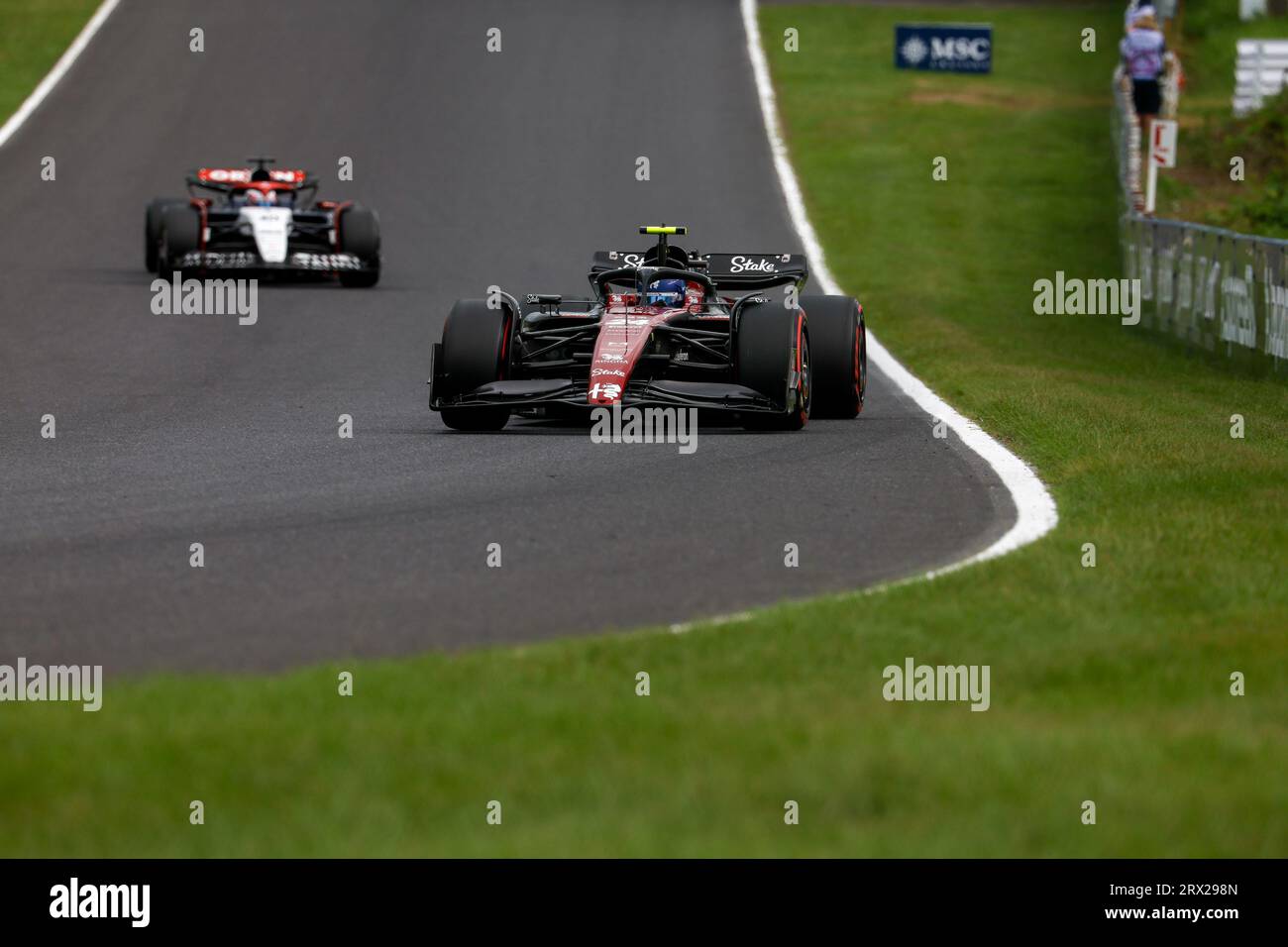 24 ZHOU Guanyu (chi), Alfa Romeo F1 Team puntano C43, azione durante il Gran Premio di Formula 1 Lenovo 2023, 16° round del Campionato Mondiale di Formula 1 2023 dal 22 al 24 settembre 2023 sul Suzuka International Racing Course, a Suzuka Foto Stock