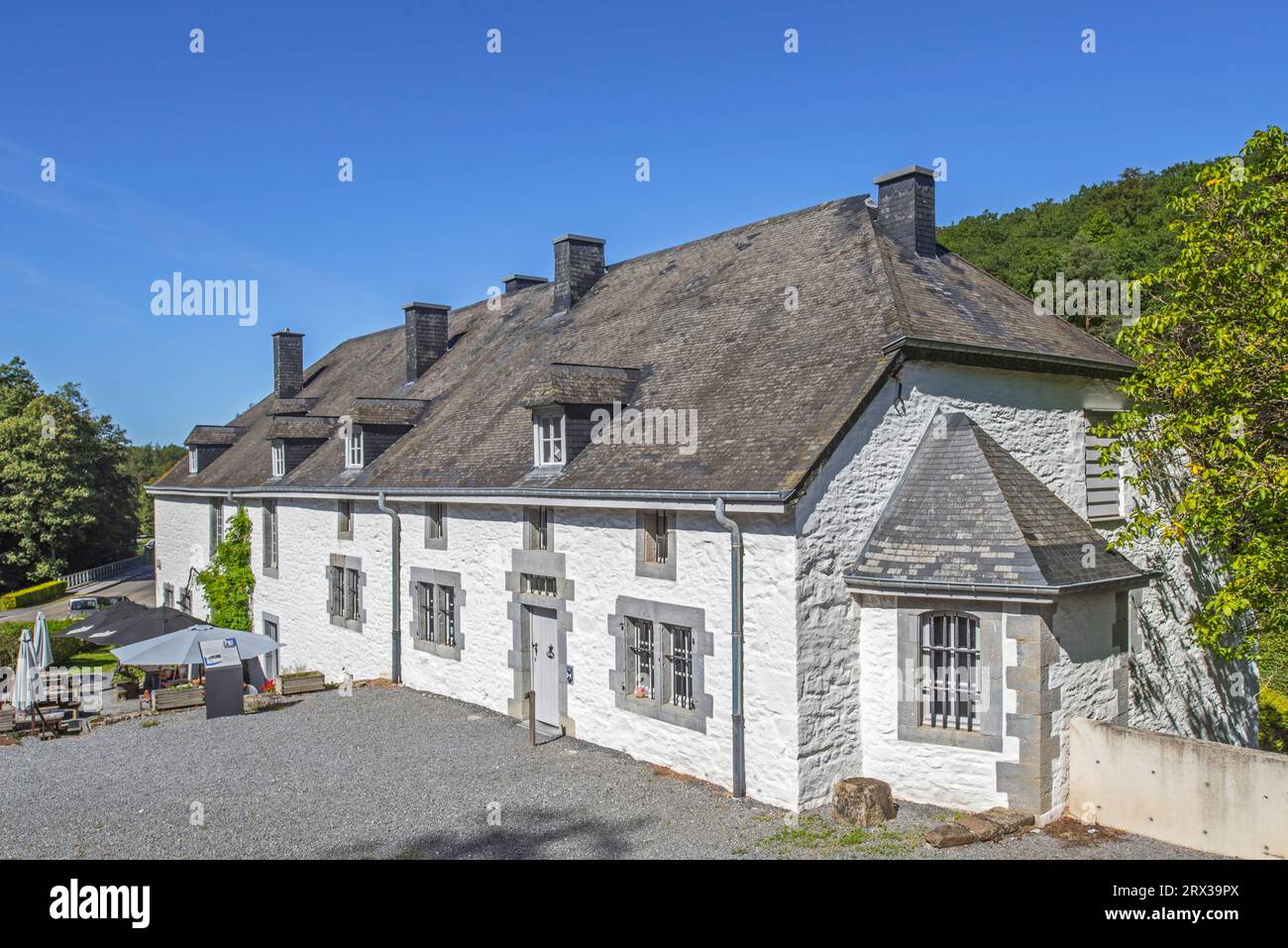 Domaine du Fourneau Saint-Michel, museo di altiforni all'aperto a Saint-Hubert, provincia di Lussemburgo, Ardenne belghe, Vallonia, Belgio Foto Stock