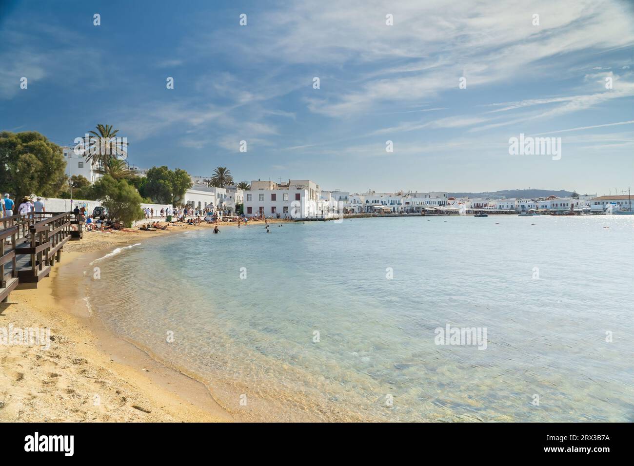 Il lungomare della città di Mykonos Foto Stock