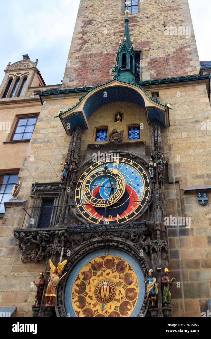 L'orologio astronomico di Praga o Prague Orloj è un orologio astronomico medievale collegato al Municipio della città Vecchia di Praga, Repubblica Ceca Foto Stock