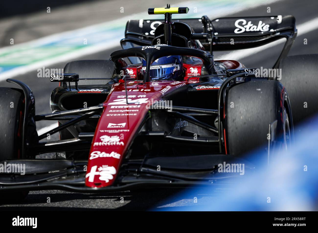 24 ZHOU Guanyu (chi), Alfa Romeo F1 Team puntano C43, azione durante il Gran Premio di Formula 1 Lenovo 2023, 16° round del Campionato Mondiale di Formula 1 2023 dal 22 al 24 settembre 2023 sul Suzuka International Racing Course, a Suzuka Foto Stock