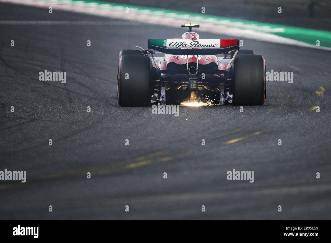 24 ZHOU Guanyu (chi), Alfa Romeo F1 Team puntano C43, azione durante il Gran Premio di Formula 1 Lenovo 2023, 16° round del Campionato Mondiale di Formula 1 2023 dal 22 al 24 settembre 2023 sul Suzuka International Racing Course, a Suzuka Foto Stock