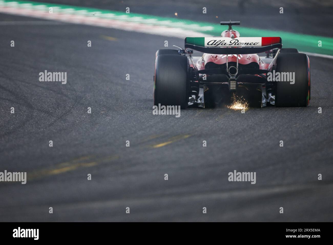 77 BOTTAS Valtteri (fin), Alfa Romeo F1 Team Sposta C43, azione durante il Gran Premio di Formula 1 Lenovo 2023, sedicesimo round del Campionato del mondo di Formula 1 2023 dal 22 al 24 settembre 2023 sul Suzuka International Racing Course, a Suzuka Foto Stock