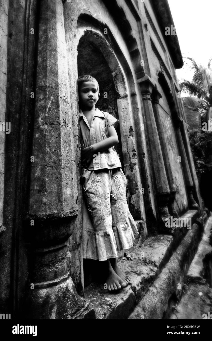 Foto di stile di vita di bambini di strada in Bangladesh Foto Stock