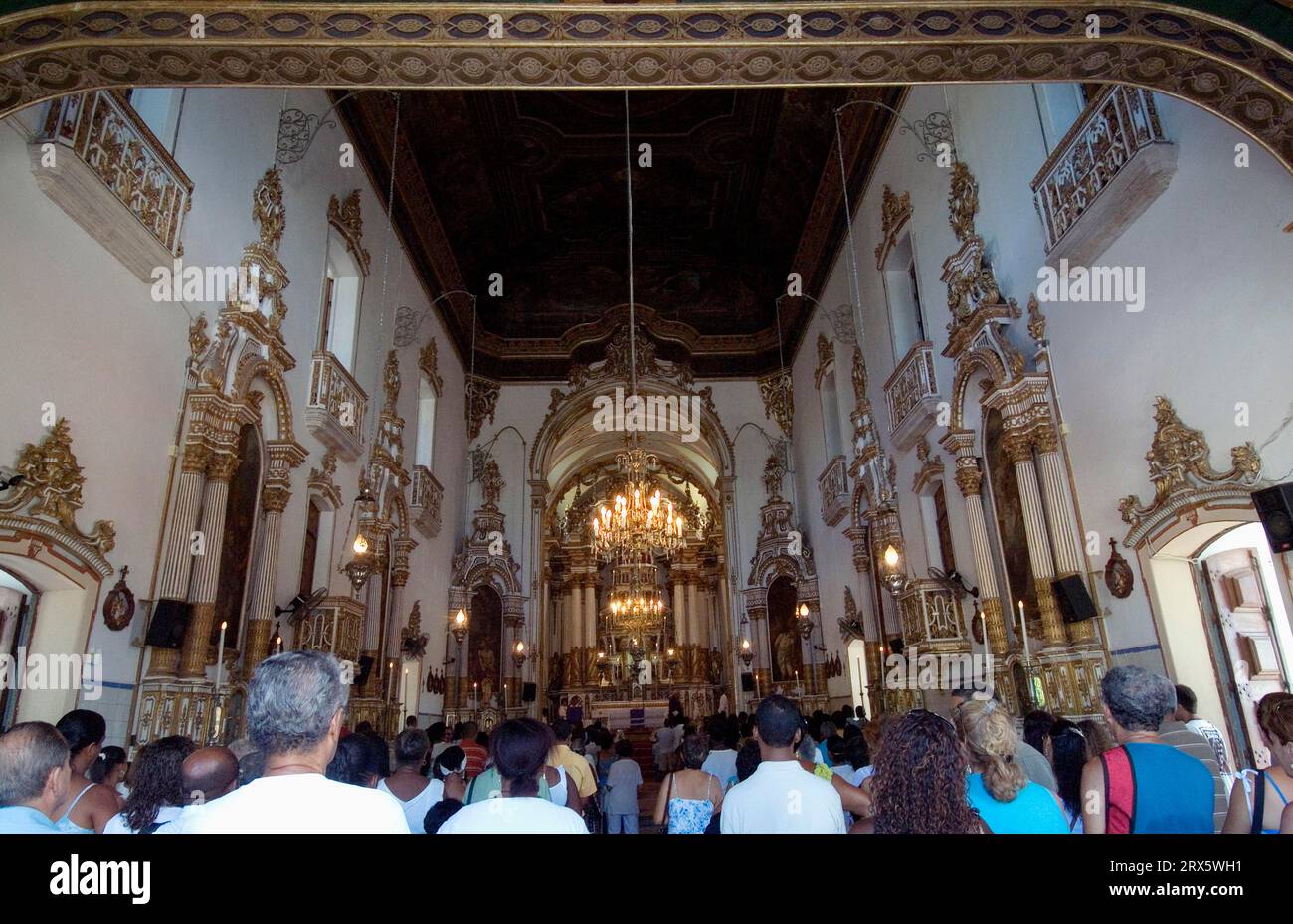 Interno della chiesa di Nosso Senhor do Bonfin, Salvador de Bahia, Brasile Foto Stock