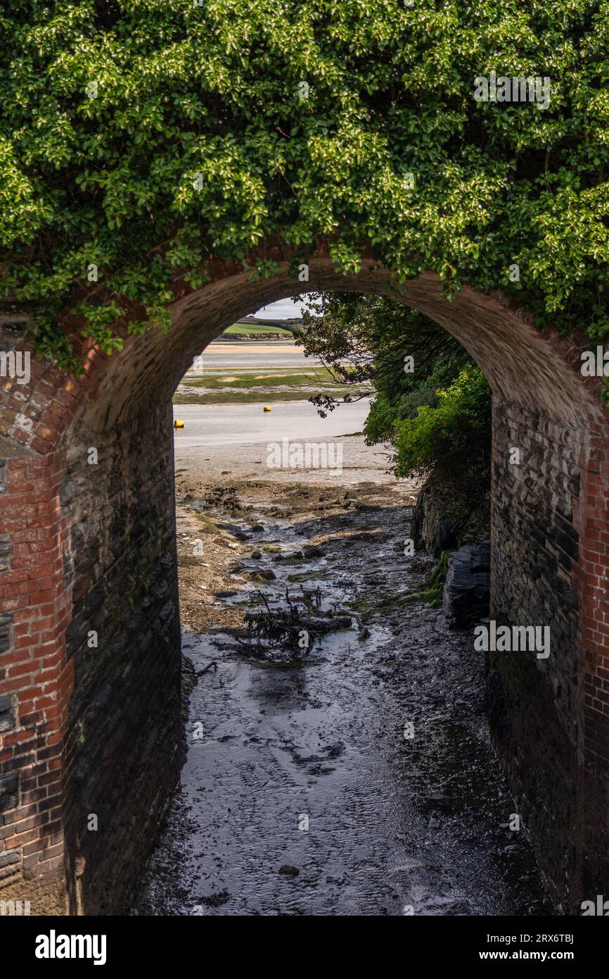 ponte nell'insenatura della città vecchia di padstow, cornovaglia, regno unito Foto Stock