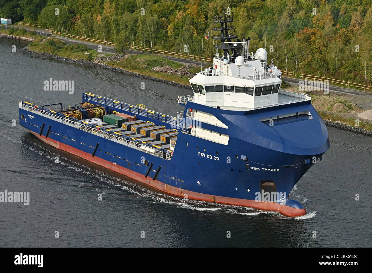 COMMERCIANTE offshore Supply Ship REM che attraversa il Canale di Kiel e si dirige verso il Mar Baltico Foto Stock