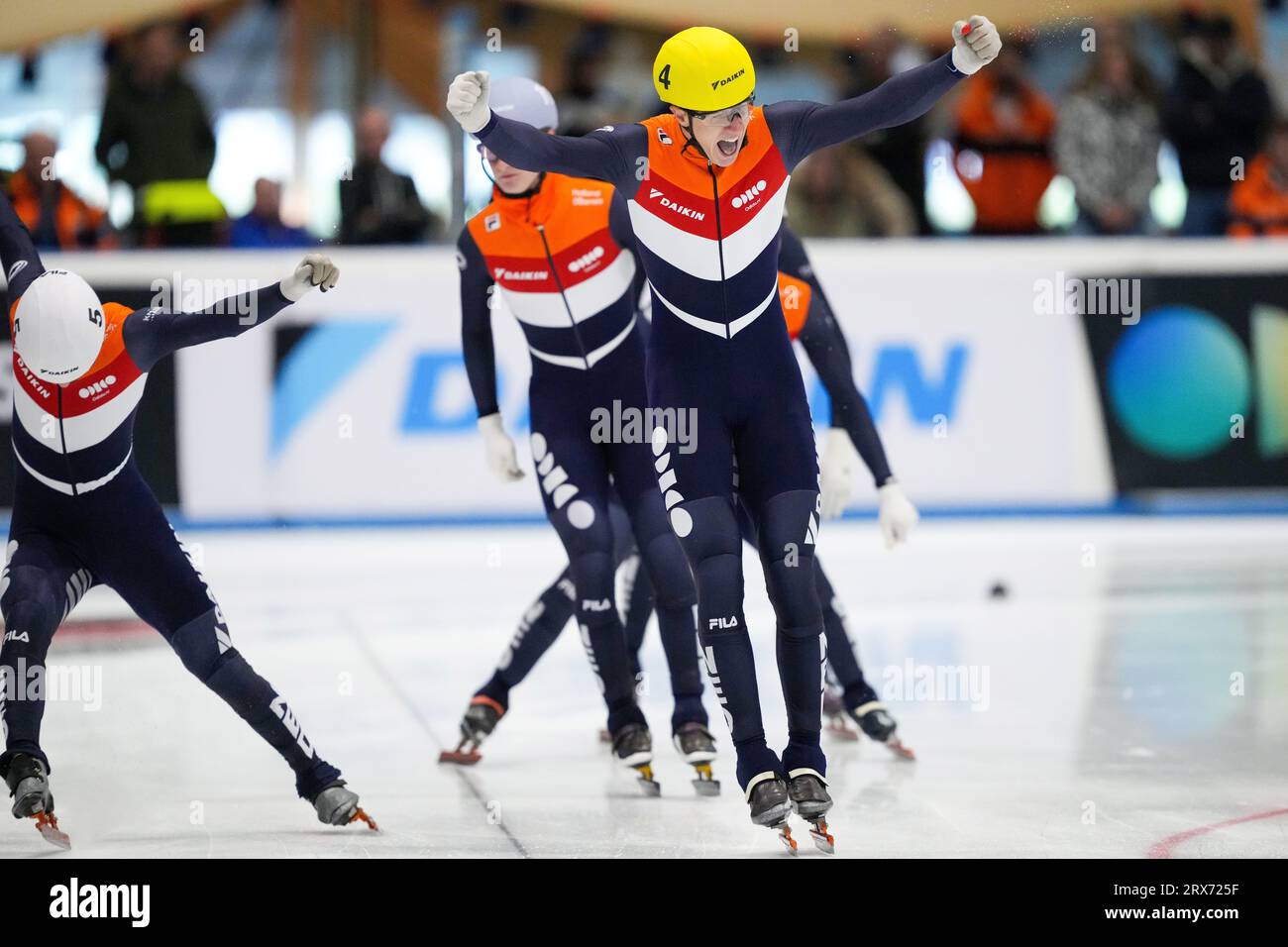 Leeuwarden, Paesi Bassi. 23 settembre 2023. LEEUWARDEN, PAESI BASSI - 23 SETTEMBRE: Teun Boer gareggia sui 500 m durante i Campionati nazionali di pattinaggio di velocità su corto circuito olandesi a Elfsteden Hal il 23 settembre 2023 a Leeuwarden, Paesi Bassi (foto di Douwe Bijlsma/Orange Pictures) credito: Orange Pics BV/Alamy Live News Foto Stock