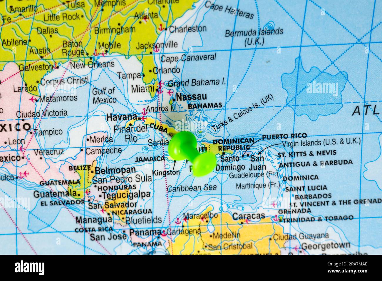 Questa immagine mostra la posizione di Cuba su una mappa mondiale Foto Stock
