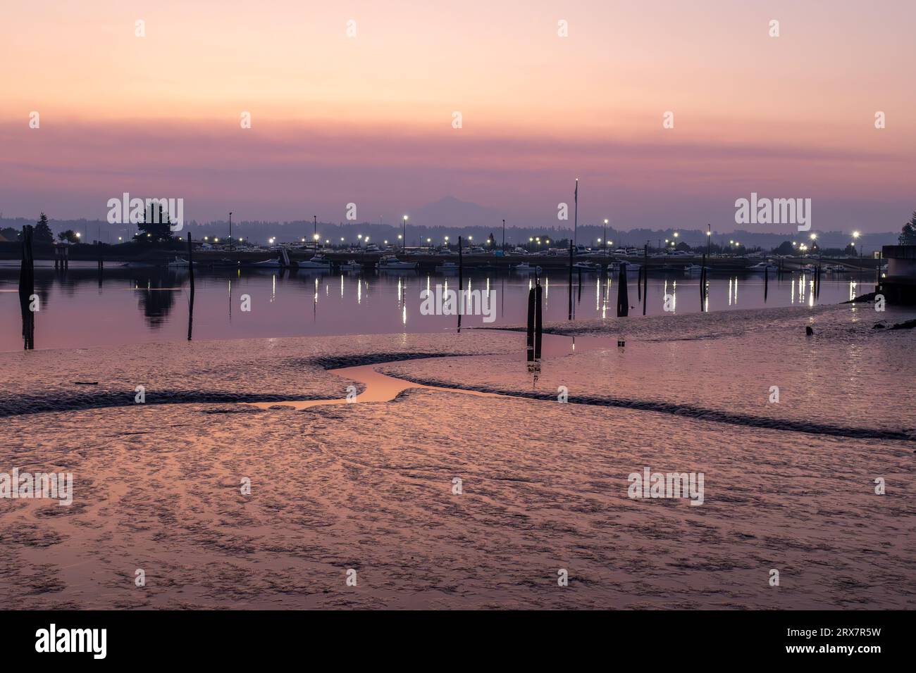 Snohomish River a Everett Washington all'alba Foto Stock