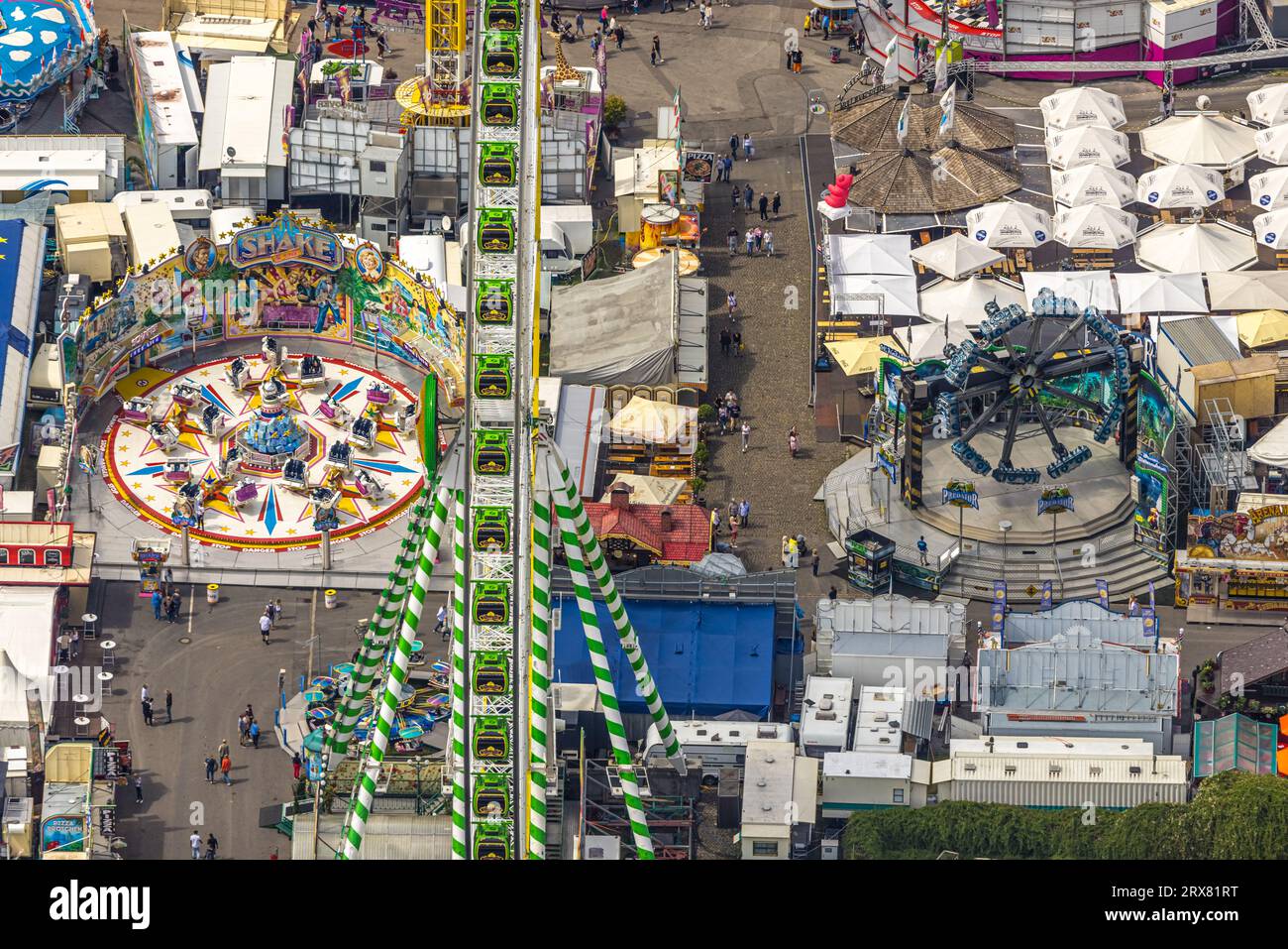 Veduta aerea, festival popolare e giostre di Cranger Kirmes, ruota panoramica, Unser Fritz, Herne, zona della Ruhr, Renania settentrionale-Vestfalia, Germania, Germania, Europa, Recreat Foto Stock